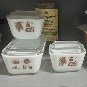 VINTAGE PYREX EARLY AMERICAN